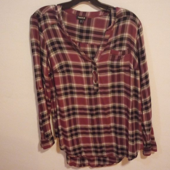 Torrid Twill Henley Tunic Top size 00/Large - Picture 4 of 11